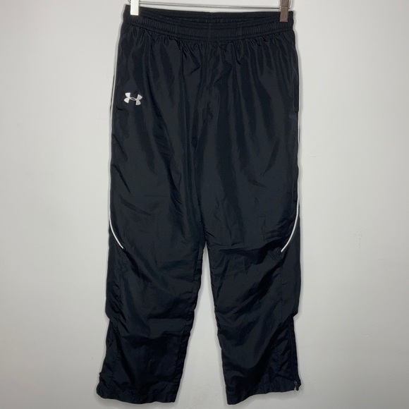 Under Armour black sticky pants size small loose fit - Picture 1 of 6